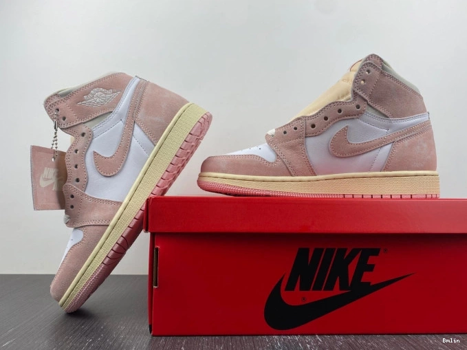 Bmlin High FD2596-600 1 Washed Retro Jordan OG (Women's) Pink Air 0711